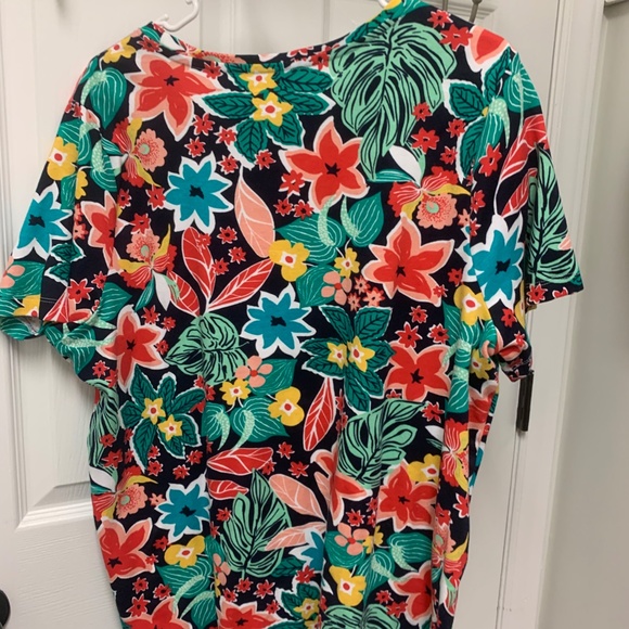 Kim Rogers, Floral, bright colored top. Size 1X, NWOT - Picture 4 of 5